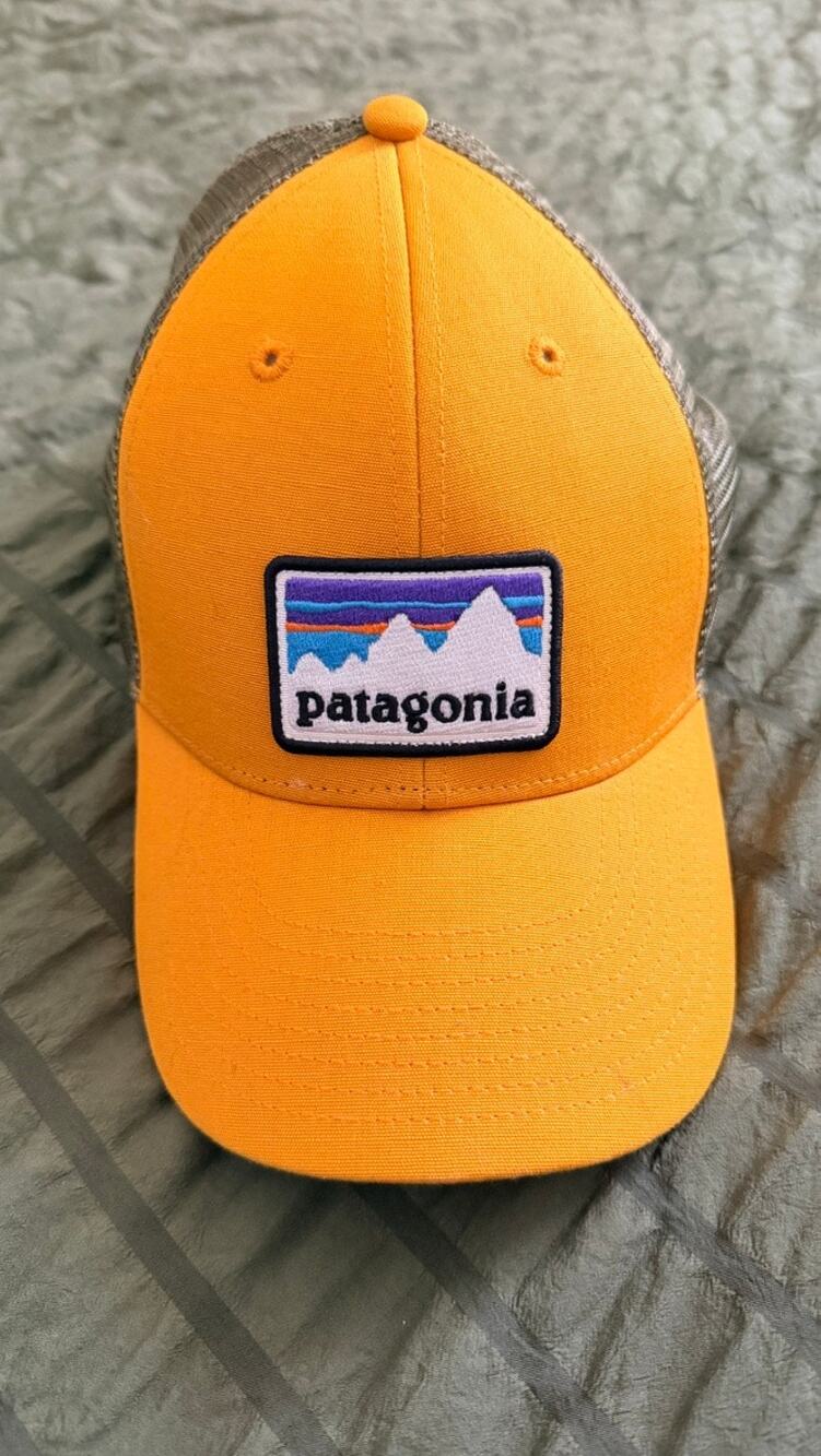 Patagonia P6 Logo Mesh Trucker Hat Cap Snap Back
